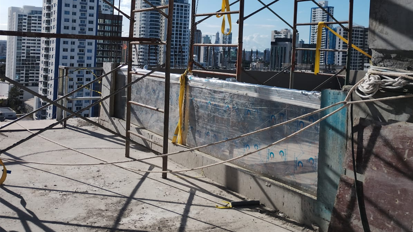 आउटडोर स्विमिंग पूल विंडो के लिए 100 मिमी मोटाई वाला ऐक्रेलिक पैनल